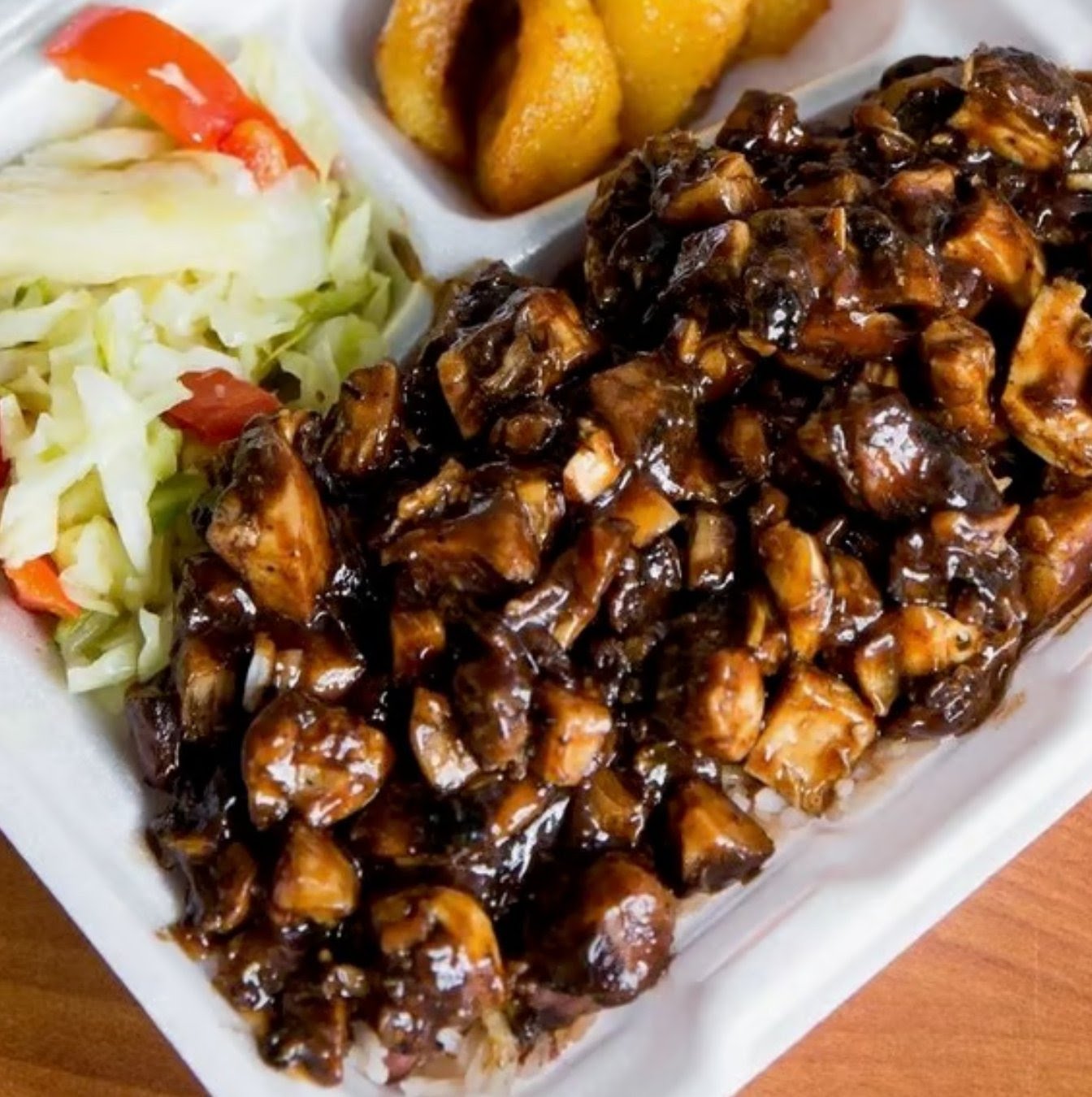 The Jamaican Pot by null