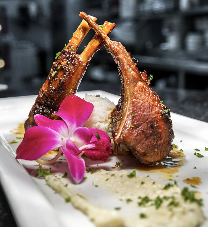 Q1227 Restaurant by null