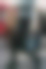 濃い黒タイツ脚エロ画像|全裸に黒タイツ直穿きでソファに座っている女性がM字開脚しているのにニヤッと笑っている破廉恥画像 | ImitationSkin –  パンスト直穿きフェチの復活