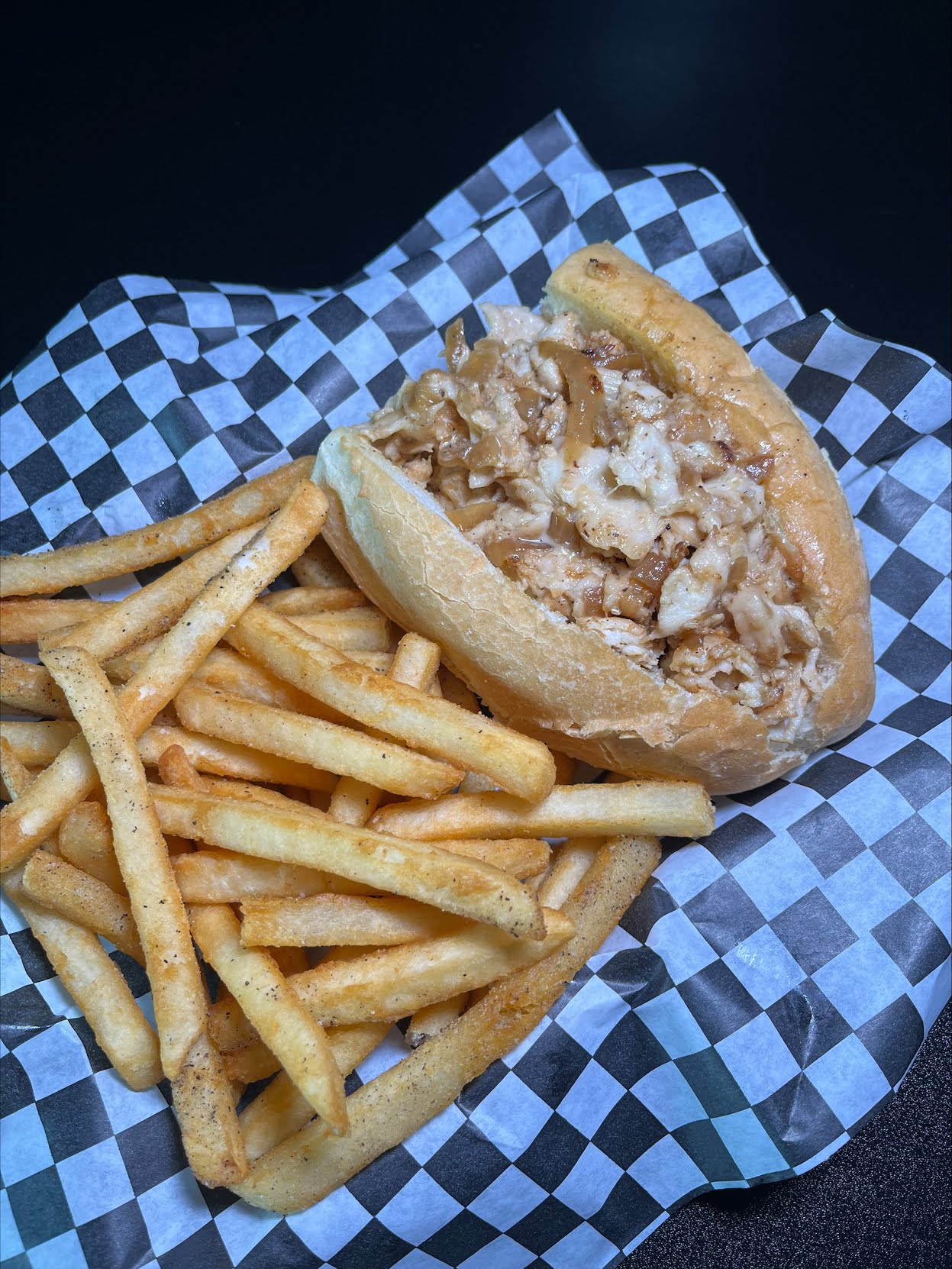 Paulie's South Street Steaks by null