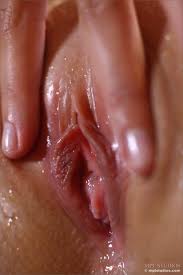 teen spreading wet pussy closeup|Pussy.org