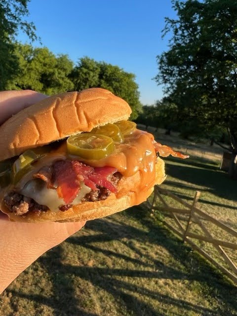 Cledis Burgers & Beer by null