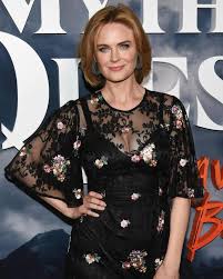 Emily deschanel sexy jpg x Emily deschanel sexy