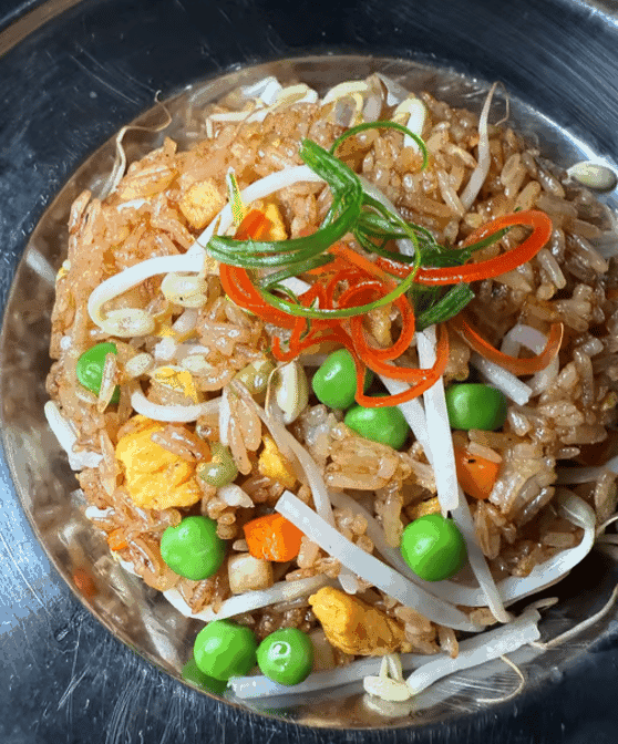 Sal Tang's by null