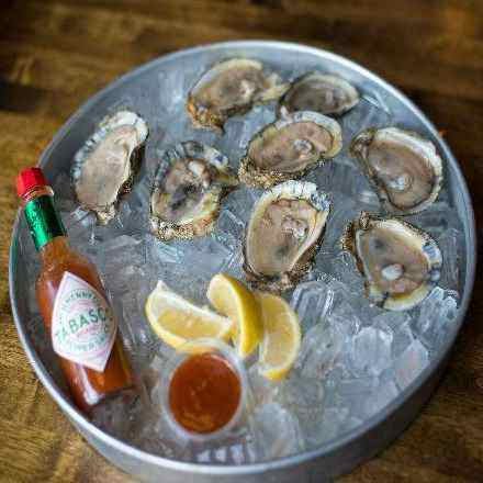 Madison Crab House by null