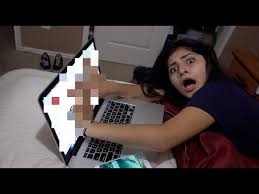 Babysitter caught watching porn clip von immeganlive fancentro jpg x Caught watching