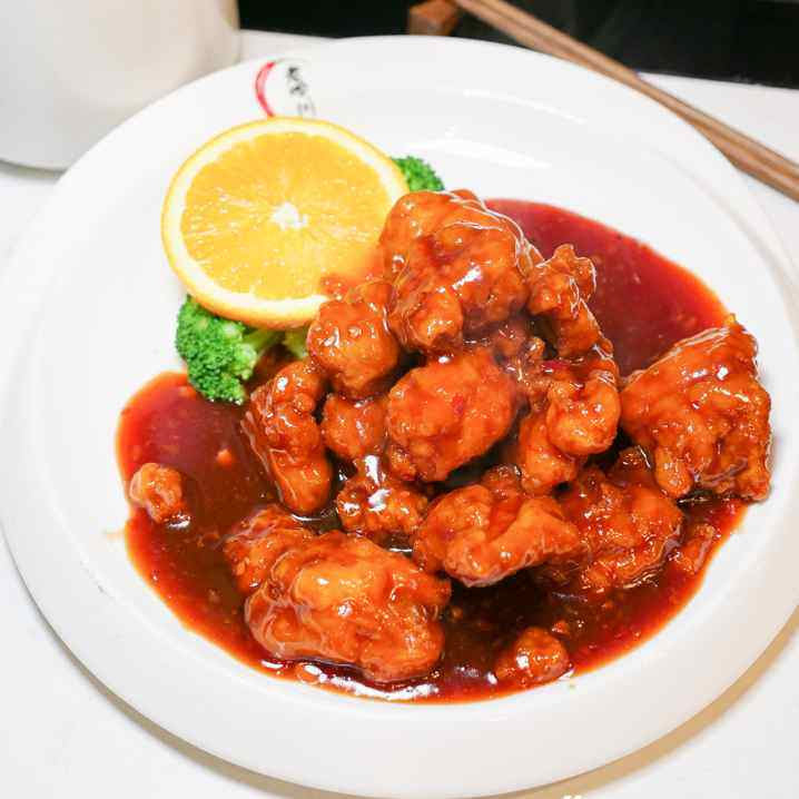 Lao Sze Chuan (Grant Park) by null