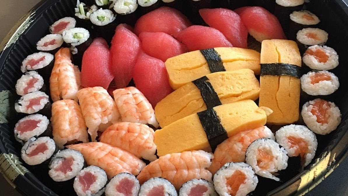 Sushi Uma by null