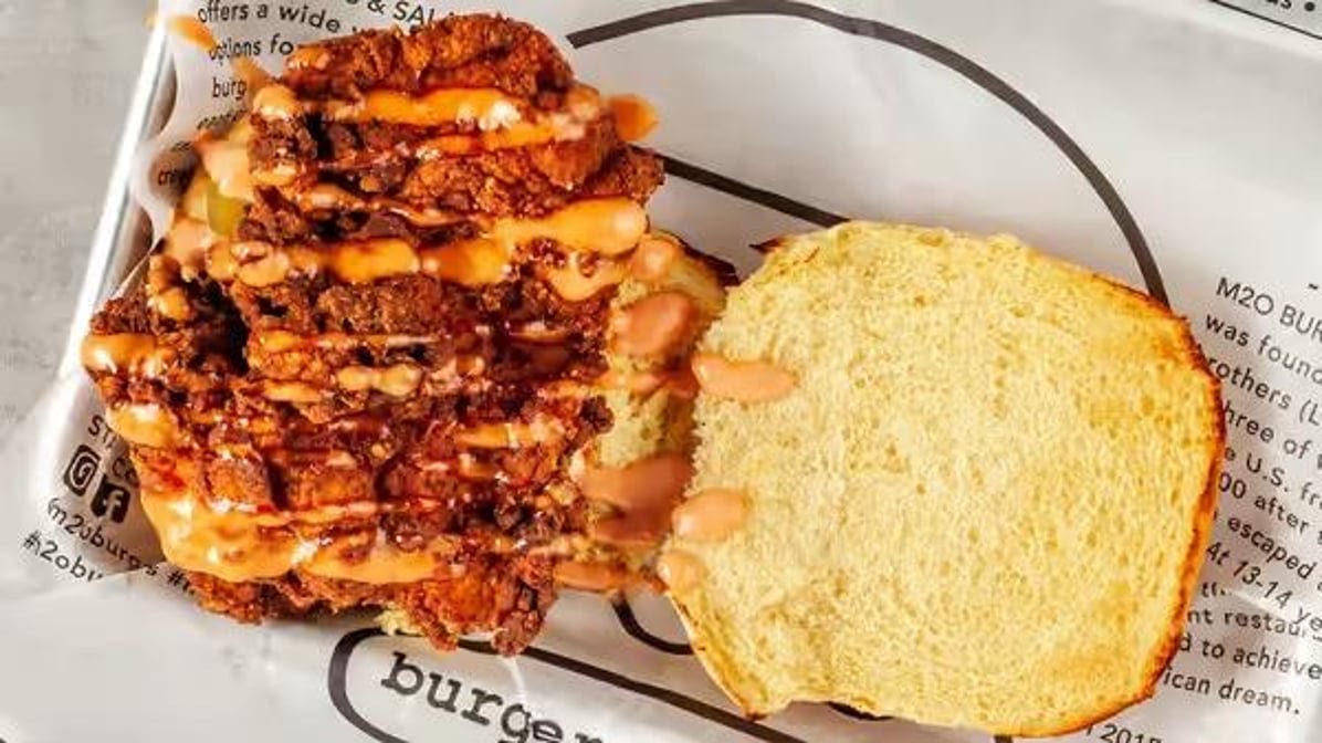m2o Burgers & Salads by null