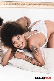 Elisa sanches suzy anderson giovana bombom indyara dourado jpg x Indyara dourado giovana