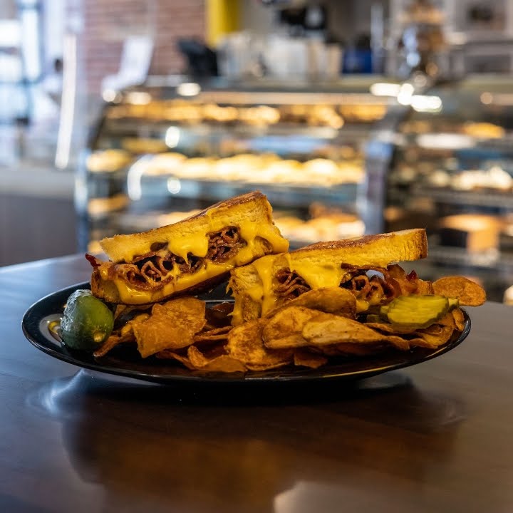 Mikey & Mel's Deli by null