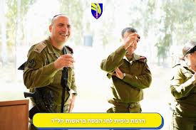 img(.imagetwist.com imagesize:1440x960 @@@@@@|Group of Five - BC Award Winning Wildlife Artists, Prince George, BC, Canada