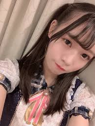 ジュニアアイドル　よつんばい|【Amazon.co.jp 限定】BEYOOOOONDS 西田汐里 ファースト写真集 『 汐里 』 Amazon限定カバーVer.