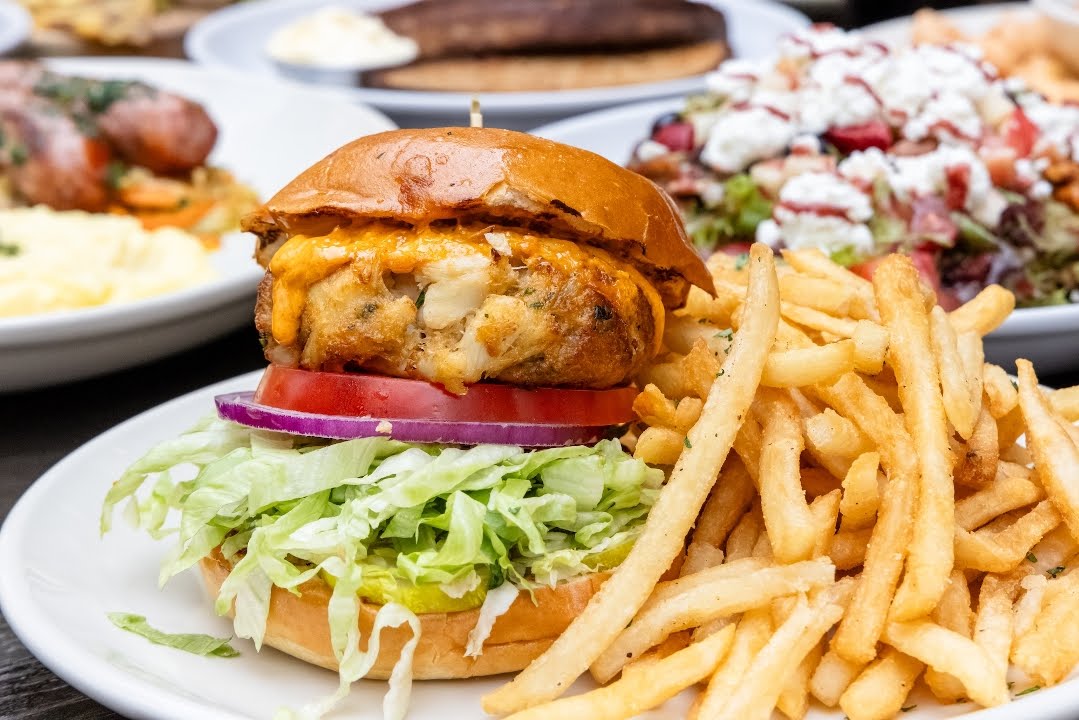 James Joyce Irish Pub & Restaurant by null