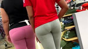Vpl teen ass black leggings candid jpg x Candid leggings