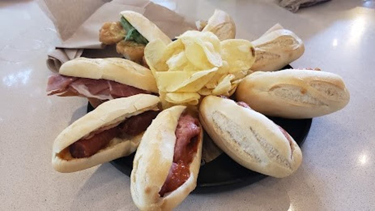100 Montaditos Miami Lakes by null