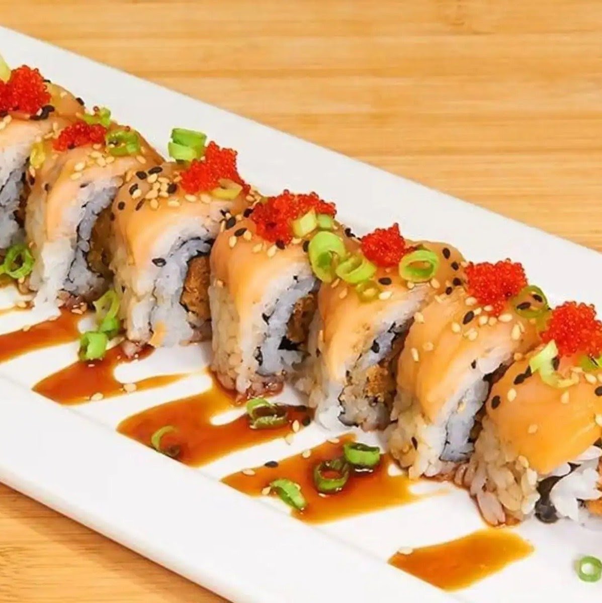 Thai 5 & Sushi Bar by null