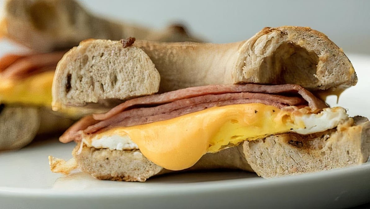 THB Bagelry & Deli of Charles Village by null