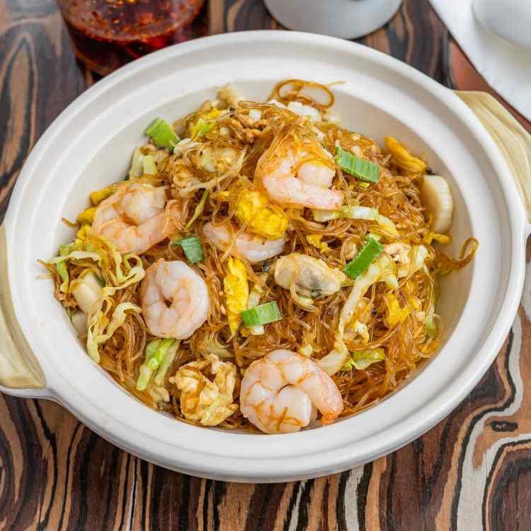 Zhong Guo Xiao Long Bao by null