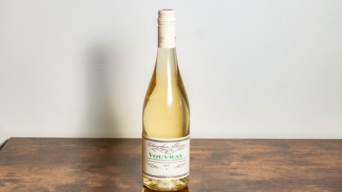 The Vibrary: Wine & Bookbar by null