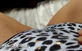 Wetting panties to orgasm jpg x Panty orgasm