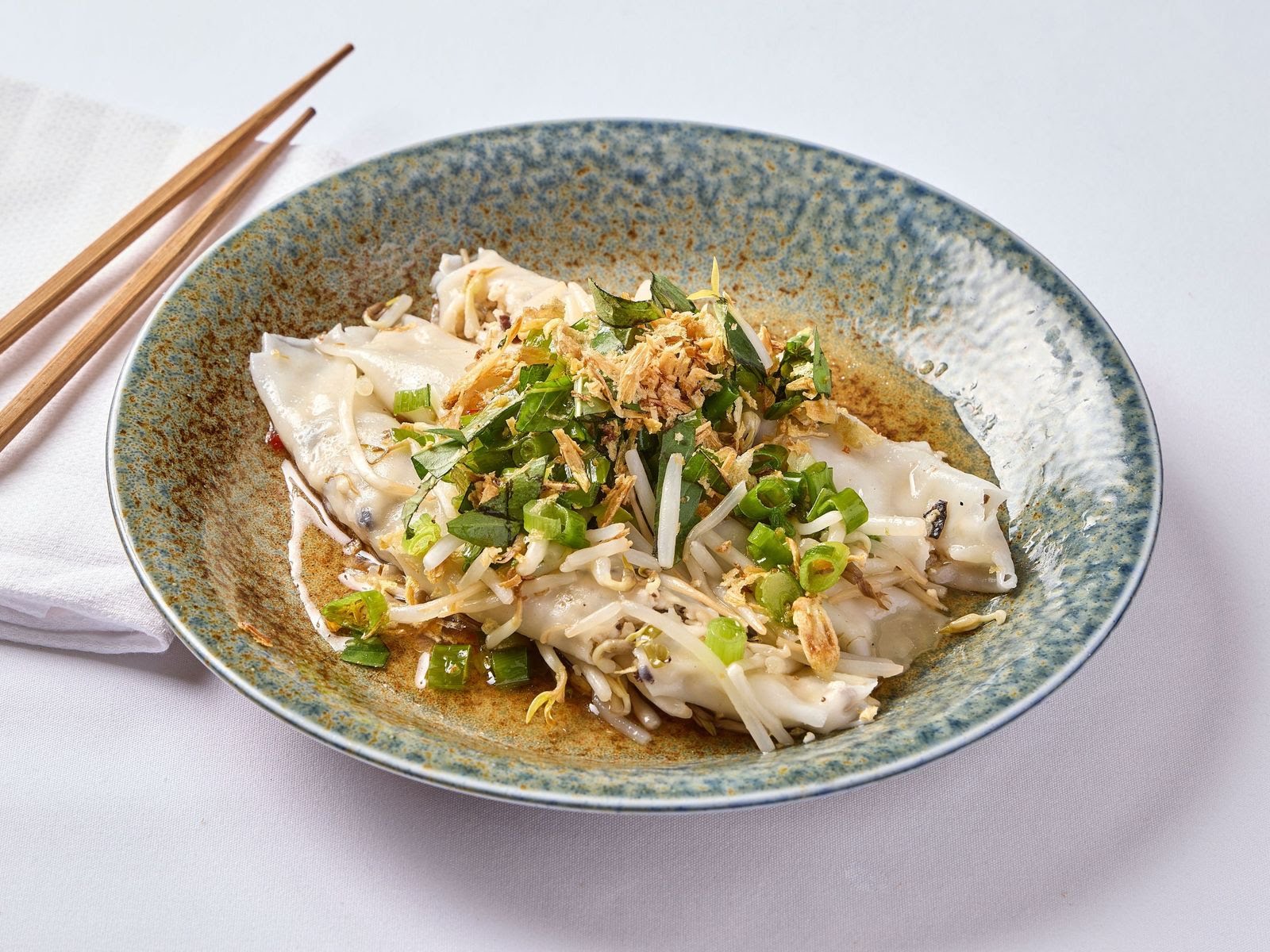 Le Colonial Lake Forest by null