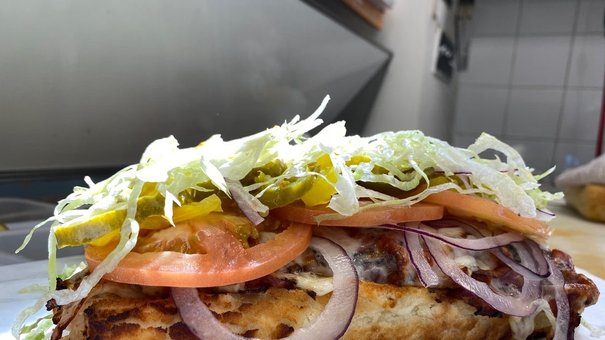 Mc Baker Market & Deli by null