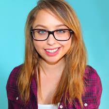 Pzbegndhgaaaa armqdclbgzjq jpg x Laci green