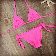 幼稚園　プール　裸девочки в купальниках|Советы по выбору детского купальника для девочки | Блог о нижнем белье -  Anamel.com.ua