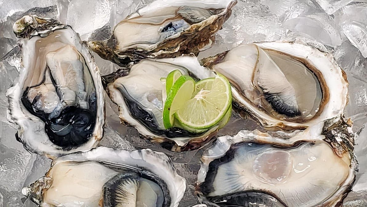 La Cruda Mariscos by null