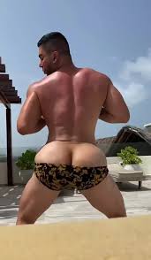 Huge ass twerking jpg x Huge ass twerking
