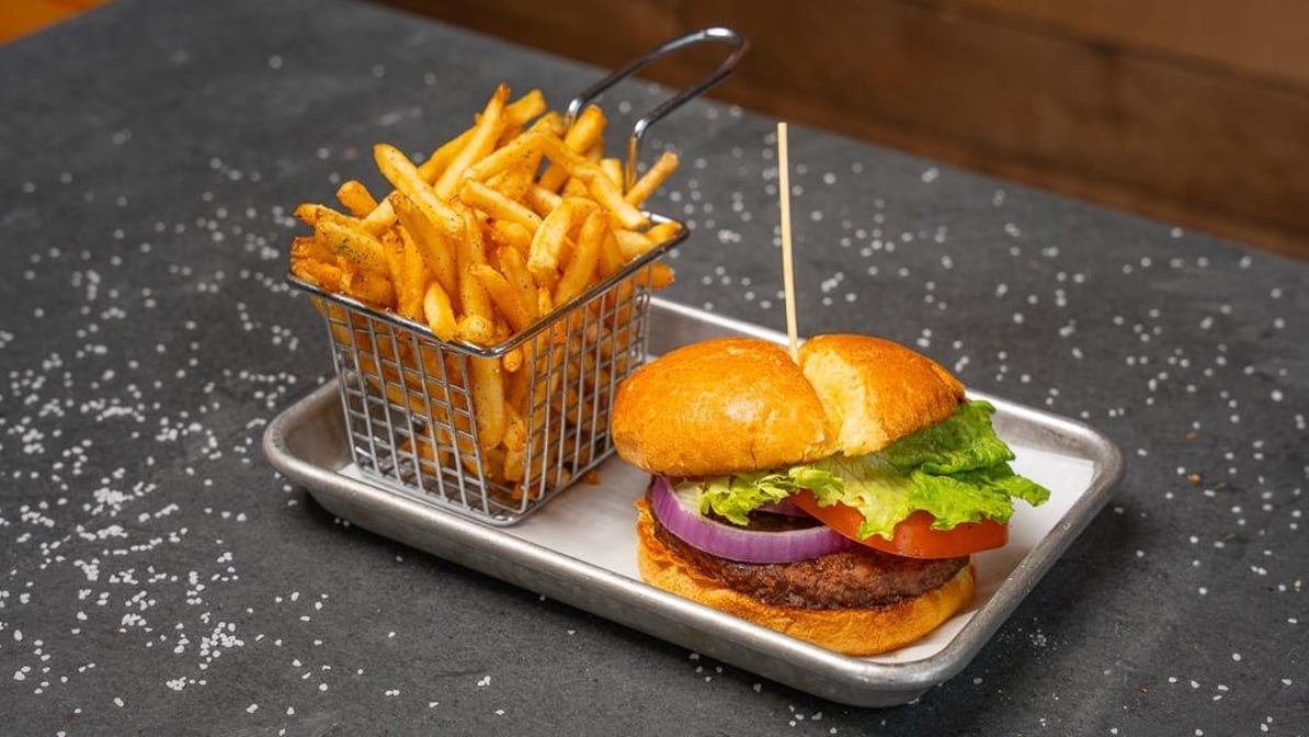 Browndog Barlor & Restaurant | Browndog At The Shuffle by null