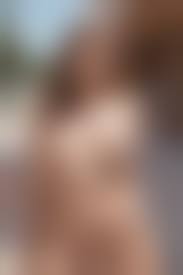 girls naked |Naked girl runs from house to house asking random men to fuck her in the  ass – Naked Girls