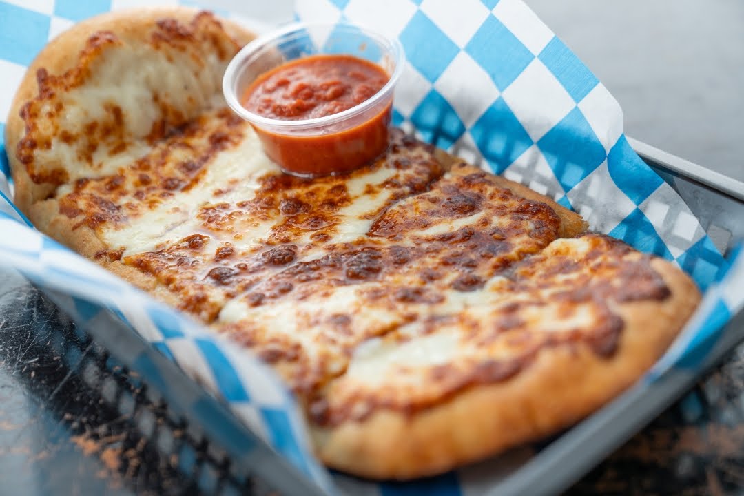 Mother Clucker’s Pizza by null