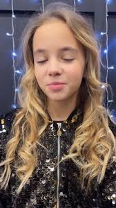 Dasha Anya LS Model|Download Video Game Command & Conquer: Red Alert 3 HD Wallpaper