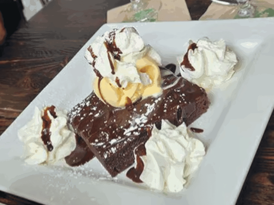 Hennessey's Tavern by null