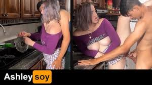 Hijastra en la cocina lucy doll eporner jpg x En la cocina