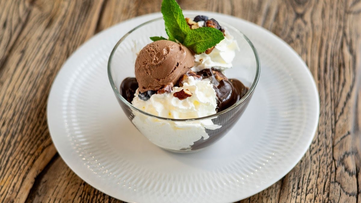 21 - Magyar Vendéglő - Hungarian bistro by null