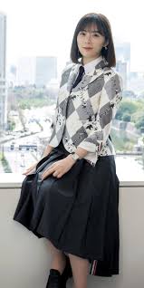 js　ミニスカートモデル　エロ|受注期間限定！富田麻帆コラボ企画第7弾！コラボZIPパーカー◇富田麻帆