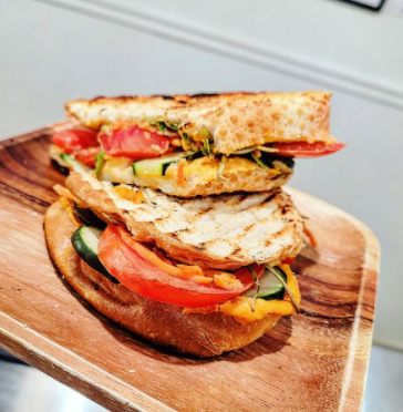 Sol Bol Acai Superfoods, LLC (Downtown Visalia) by null