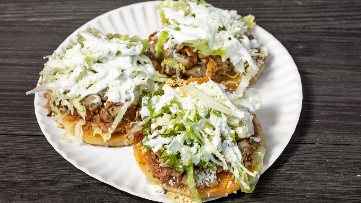 Tacos el Chicken Food Truck by null