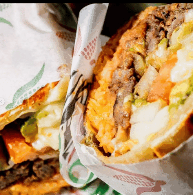 El Molino Supermarket by null