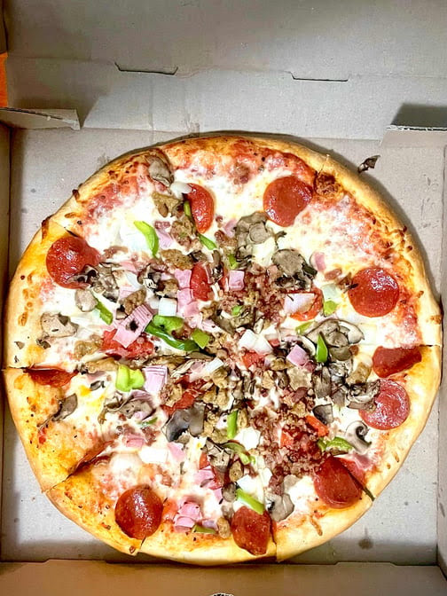 Chicago's Pizza by null