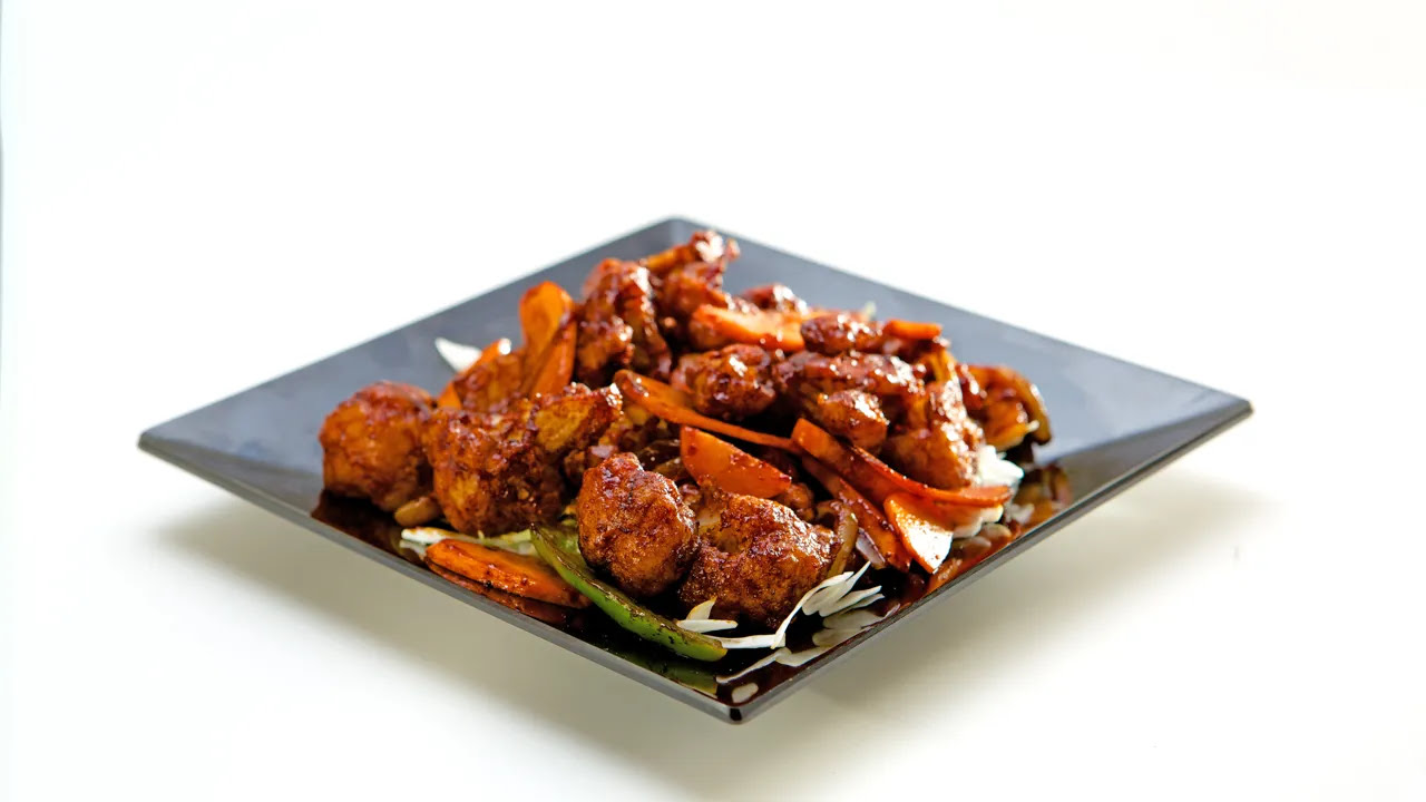 Arbor Walk // Masala Wok Indian + Asian Fare by null