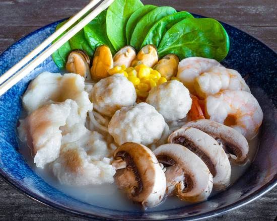 Special Hainan Chicken 和记海南鸡饭 by null