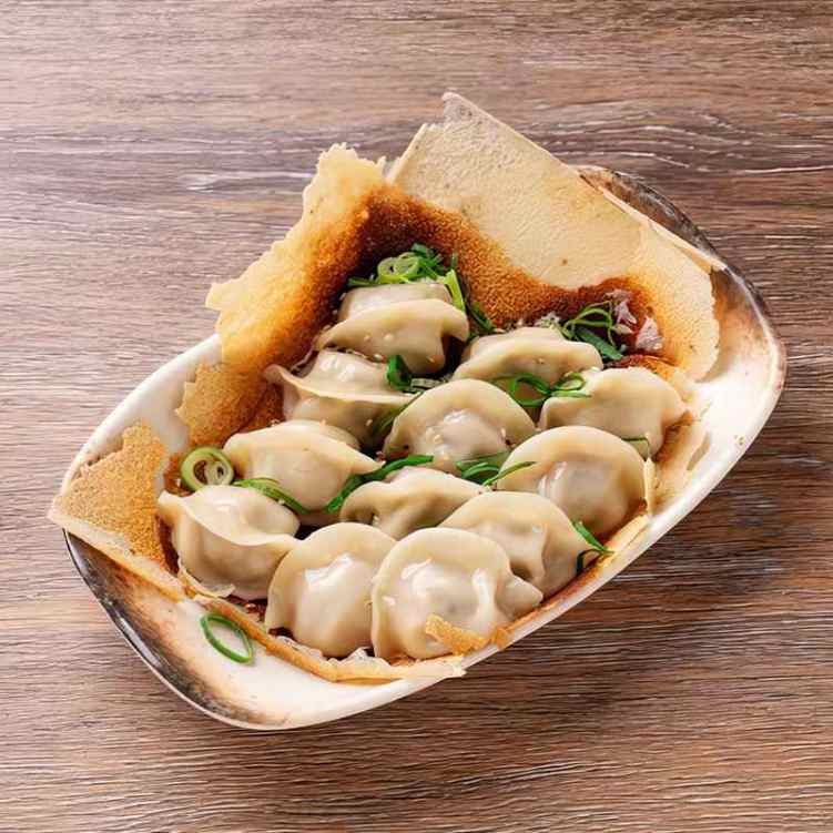 Zhong Guo Xiao Long Bao by null