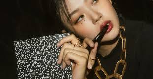 비비 fakenude|인생은 ____ by Naked BiBi 비비 한정판 굿즈 팝업스토어