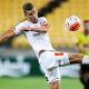 Aloisi berates Brisbane Roar defenders - SBS 