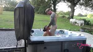 Hot tub porn videos jpg x Hot tub sex videos