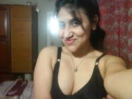 Eaftggaaaa hlprwguhohgrumv jpg x Desi aunty nude